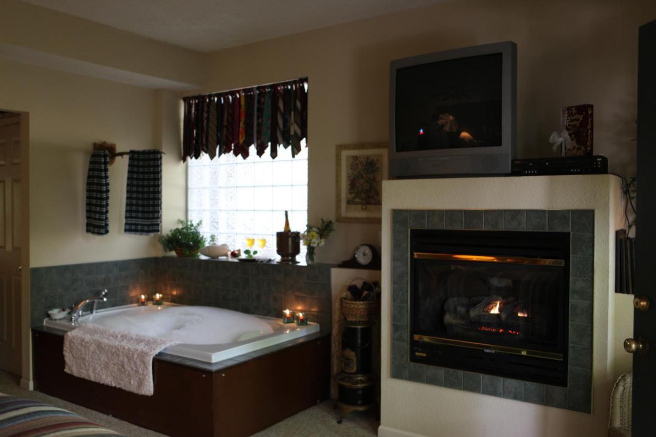 Inn At Harbour Ridge Bed And Breakfast 오사지비치 외부 사진